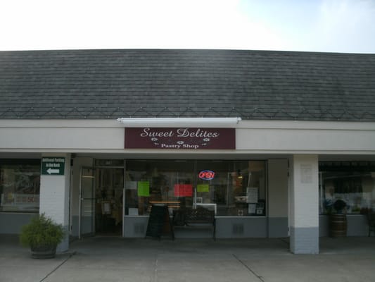 Sweet Delites Pastry Shop by null