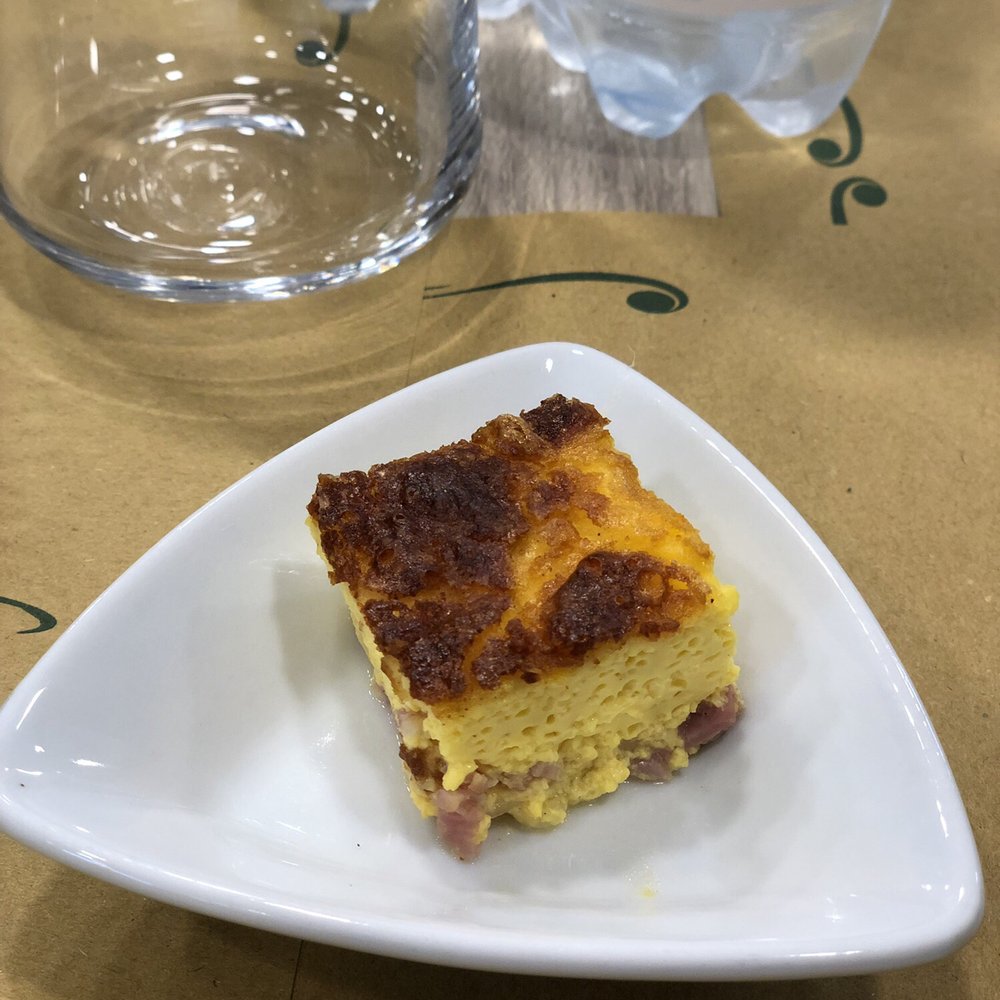 Corino - Pre-appetizer: soufflé with prosciutto and cheese - Pasta Shops Near Me - Bra, CN