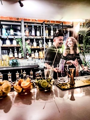 Bentley's Cocktail Bar & Lounge by null