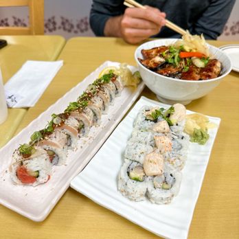 Sushi Island - Scallop roll - Sushi Bars Near Me - Gardena, California Sushi Island - Scallop roll - Sushi Bars Near Me - Gardena, California
