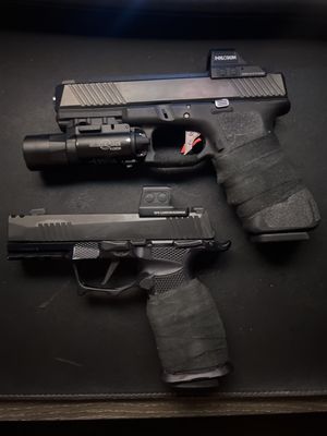 Burbank Ammo & Guns by null