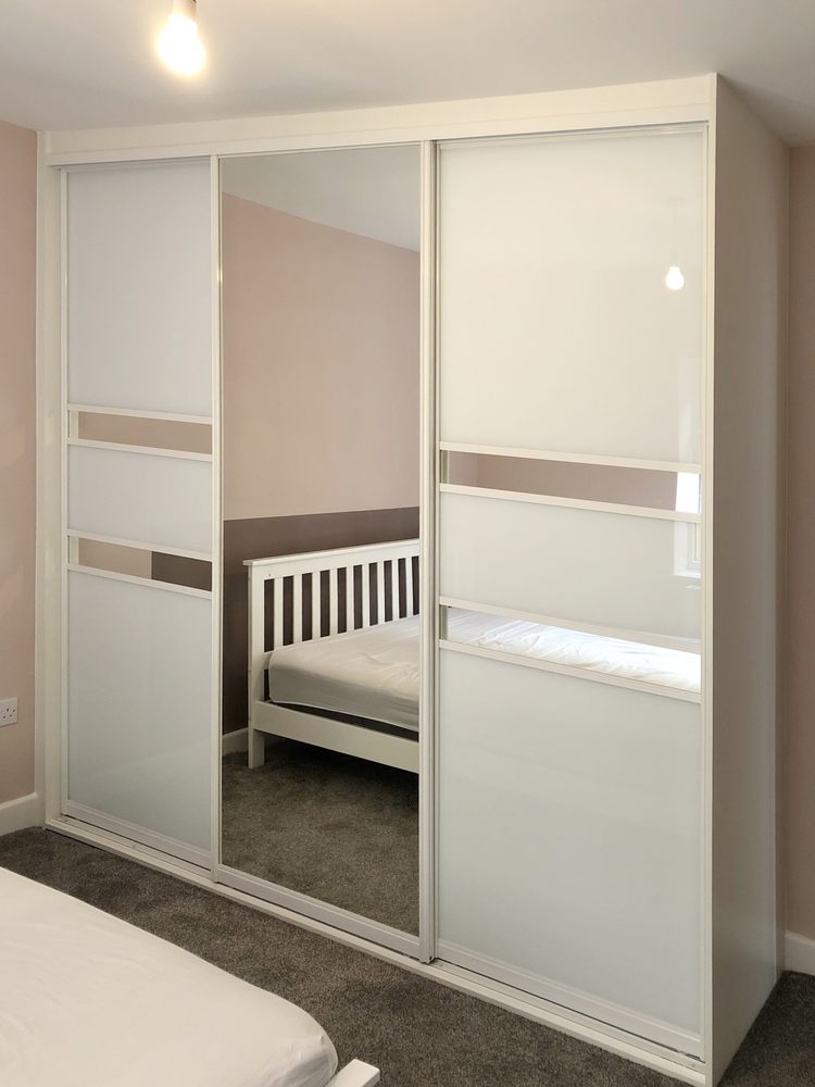 SIMPLY SLIDING WARDROBES 12 Photos Branbridges Road, Tonbridge, Kent, United Kingdom