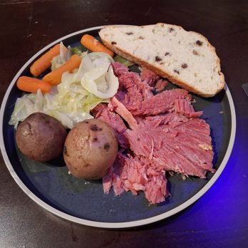 O'Connell's Irish Pub & Grill - Platter received on St. Patrick's Day - Irish Pub Near Me - Chicopee, Massachusetts O'Connell's Irish Pub & Grill - Platter received on St. Patrick's Day - Irish Pub Near Me - Chicopee, Massachusetts