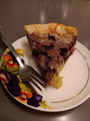 Emporium Pies by null