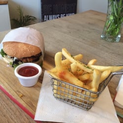 The Northern Bean - Portuguese chargrilled chicken burger, fantastic!