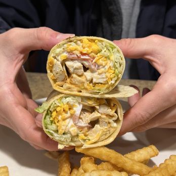 Eat'n Park - Buffalo Chicken Wrap - Breakfast & Brunch Near Me - Homestead, Pennsylvania