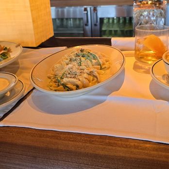 Laurel Grill - Salad, lemon pasta, mac n cheese - American Near Me - Culver City, California Laurel Grill - Salad, lemon pasta, mac n cheese - American Near Me - Culver City, California