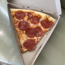 Villa Italian Kitchen - Pepperoni Pizza Slice