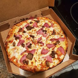 Domino's Pizza - Pan pizza... yum!!