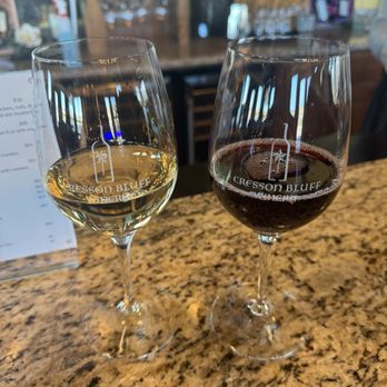 Cresson Bluff - Sauvignon Blanc and Tempranillo - Wineries Near Me - Cresson, Texas Cresson Bluff - Sauvignon Blanc and Tempranillo - Wineries Near Me - Cresson, Texas