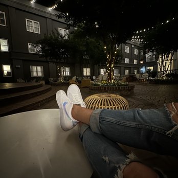 Kimpton Brice Hotel - Central Courtyard. - Hotels Near Me - Savannah, Georgia