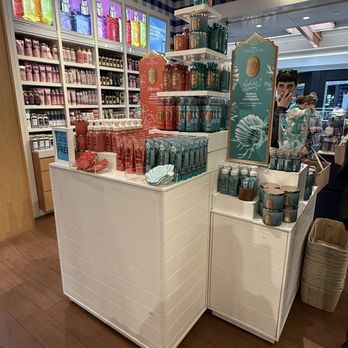Bath & Body Works - The Disney Princess Collection - Cosmetics & Beauty Supply Near Me - Brea, California Bath & Body Works - The Disney Princess Collection - Cosmetics & Beauty Supply Near Me - Brea, California
