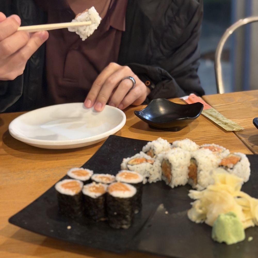 Full Moon Sushi - Yummy sushi - Japanese Near Me - San Clemente, California Full Moon Sushi - Yummy sushi - Japanese Near Me - San Clemente, California