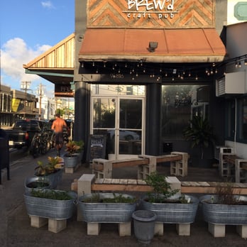 BREW'd Craft Pub - Gastropubs Near Me - Honolulu, Hawaii