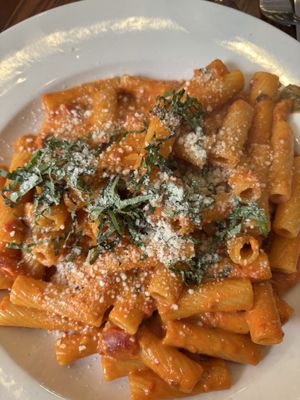Tre Monte Restaurant & Bar North End by null
