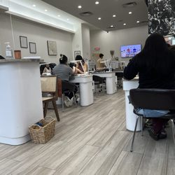 Urban Nail Lounge