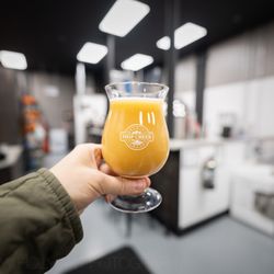 OYE: Pizza-crafting with Ship Creek Brewing! - setting up