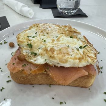 Toast on Lenox - Avocado toast add eggs and smoked salmon - Breakfast & Brunch Near Me - Atlanta, Georgia Toast on Lenox - Avocado toast add eggs and smoked salmon - Breakfast & Brunch Near Me - Atlanta, Georgia