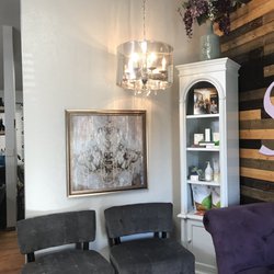 Suburbia Salon