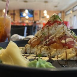 Sushi Pyramid