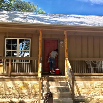Vineyard Trail Cottages - Going inside for girls weekend of wine - Guest Houses Near Me - Fredericksburg, Texas Vineyard Trail Cottages - Going inside for girls weekend of wine - Guest Houses Near Me - Fredericksburg, Texas