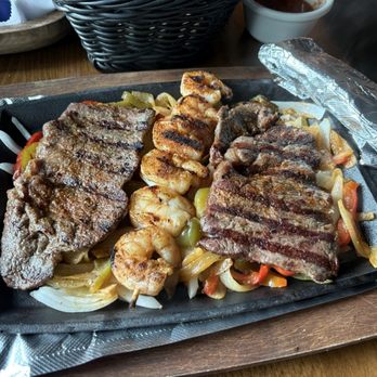 La Victoria - Steak & Shrimp Fajitas - Mexican Near Me - Cary, North Carolina La Victoria - Steak & Shrimp Fajitas - Mexican Near Me - Cary, North Carolina