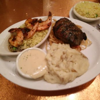Cheddar's Scratch Kitchen - Steak and shrimp with rice, and mashed potatoes. Omg the gravvvyyyy. - American Near Me - Houston, Texas Cheddar's Scratch Kitchen - Steak and shrimp with rice, and mashed potatoes. Omg the gravvvyyyy. - American Near Me - Houston, Texas