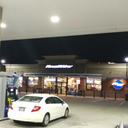 Raceway Gas Station - Raceway near BNA