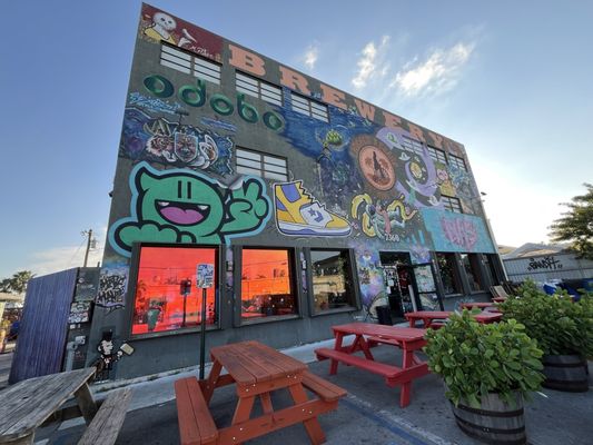 Lala’s Burgers & Fries by null