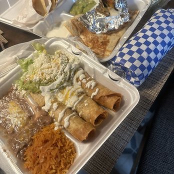Taco Kings - Flautas Shredded Beef, chicken Flautas Shredded Chicken, el Burrito Pastor, Quesadilla Cheese Only, rice and beans, grilled onions& peppers - Mexican Near Me - Azusa, California