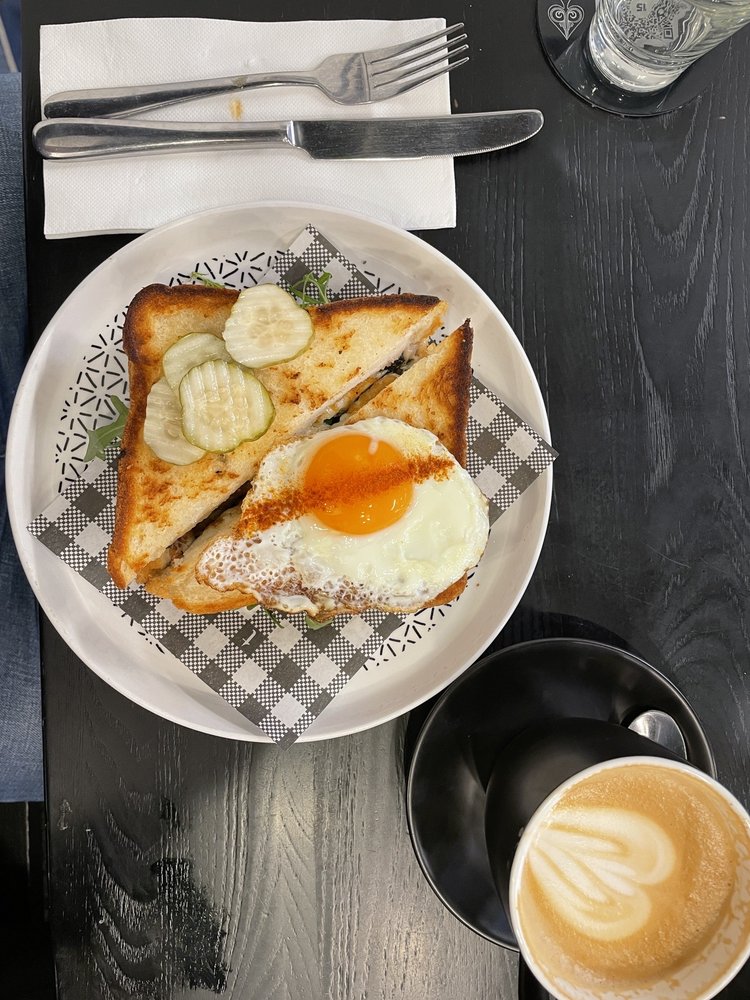 THE SPADE 781 Pascoe Vale Rd, Glenroy Victoria, Australia Cafes