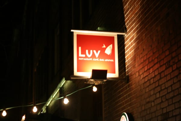 Restaurant Luv by null