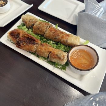 Saigon Bistro Sterling - Crispy Eggrolls (Cha Gio) - Vietnamese Near Me - Sterling, Virginia