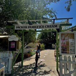 Packer Family Ice Cream - Entrance