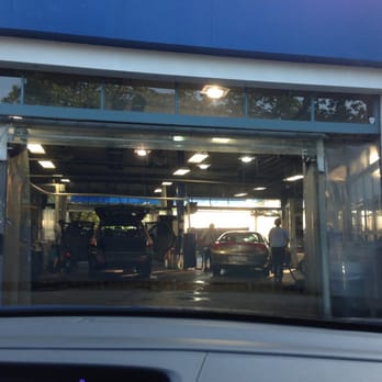 Delta Sonic Car Wash - Inside of detail shop that lied about things - Car Wash Near Me - Tinley Park, Illinois Delta Sonic Car Wash - Inside of detail shop that lied about things - Car Wash Near Me - Tinley Park, Illinois