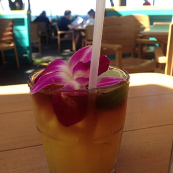 Aloha Mixed Plate - Mai tai. - Hawaiian Near Me - Lahaina, Hawaii