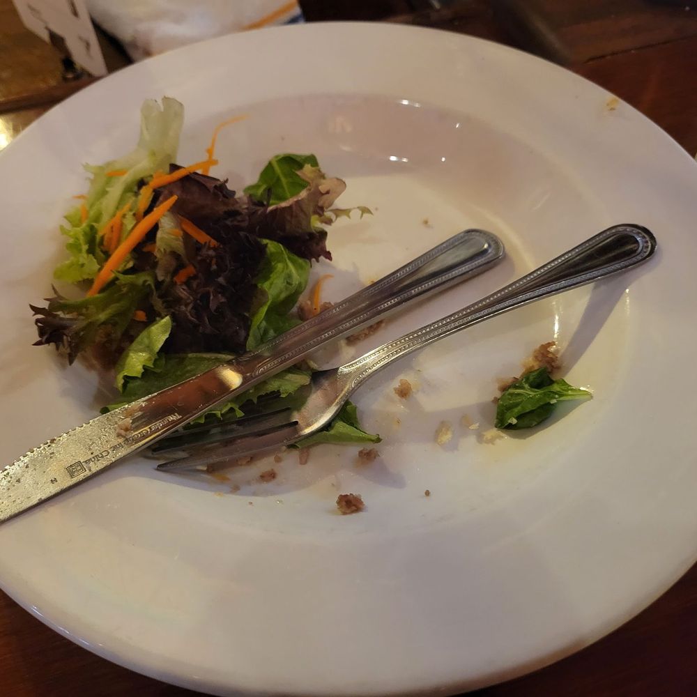Fiddlers Green - Irish sausage rolls all gone - Irish Near Me - Millbrae, California