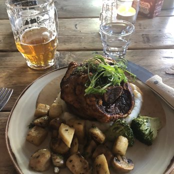 Den Glade Gris - Gastropubs Near Me - Oslo, 03