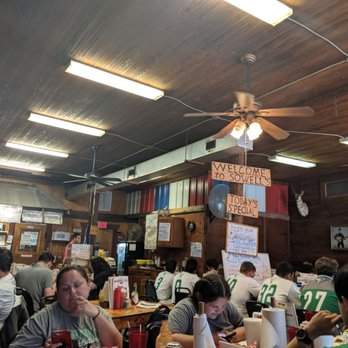 Sowell's BBQ - Inside...not much A/C but good food - Barbeque Near Me - Three Rivers, Texas