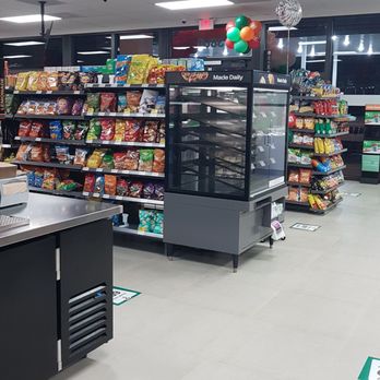 7 Eleven - Gas Stations Near Me - Opa-locka, Florida
