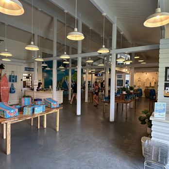 Mauna Loa Macadamia Nut - Chocolatiers & Shops Near Me - Keaau, Hawaii