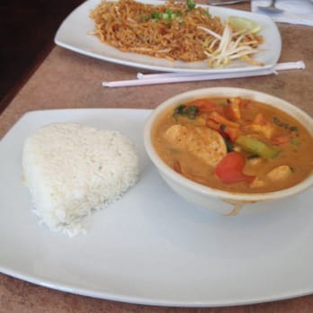Ploy Thai Cuisine - Panang Curry and Pad Thai. - Thai Near Me - Shenandoah, Texas Ploy Thai Cuisine - Panang Curry and Pad Thai. - Thai Near Me - Shenandoah, Texas