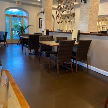 West 82 Bar And Grill - Seafood Near Me - Crystal River, Florida West 82 Bar And Grill - Seafood Near Me - Crystal River, Florida