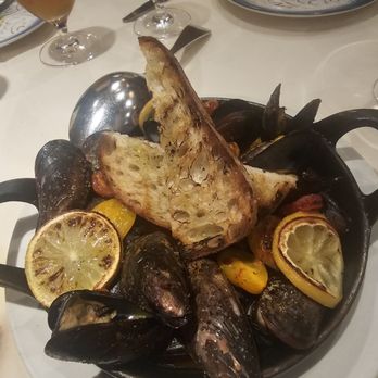 Evvia Estiatorio - Mussels appetizer - Greek Near Me - Palo Alto, California