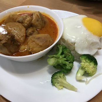 Breakfast ING - Malaysian curry chicken with rice - Breakfast & Brunch Near Me - Mississauga, Ontario Breakfast ING - Malaysian curry chicken with rice - Breakfast & Brunch Near Me - Mississauga, Ontario