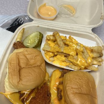 Dave's Hot Chicken - Dave's #2 2 Sliders w/ Fries - Chicken Shop Near Me - Washington, DC, District of Columbia Dave's Hot Chicken - Dave's #2 2 Sliders w/ Fries - Chicken Shop Near Me - Washington, DC, District of Columbia