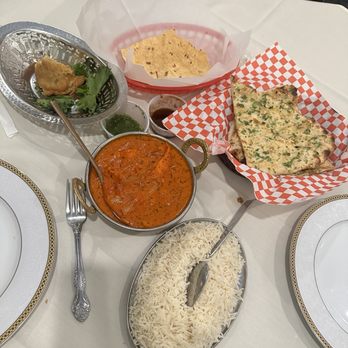 The India Restaurant - Chicken tikka masala, garlic naan, vegetable samosas (2) - Indian Near Me - Artesia, California The India Restaurant - Chicken tikka masala, garlic naan, vegetable samosas (2) - Indian Near Me - Artesia, California