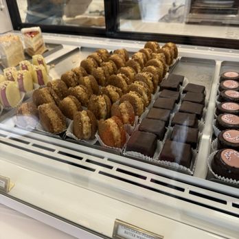 Mille Fete - Bakeries Near Me - Honolulu, Hawaii Mille Fete - Bakeries Near Me - Honolulu, Hawaii