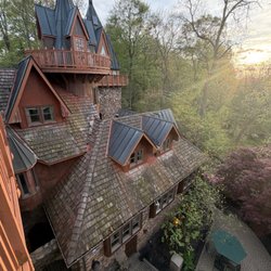Landoll's Mohican Castle