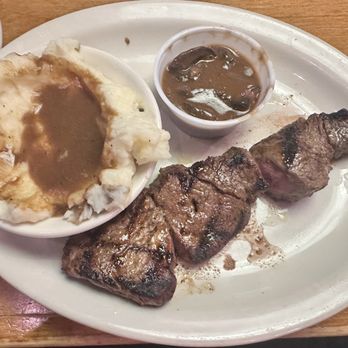 Texas Roadhouse - Steakhouses Near Me - Gulfport, Mississippi